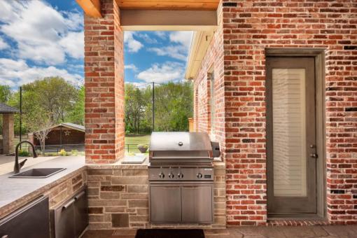 southwest-fence-outdoor-kitchen3