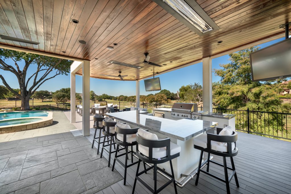 Outdoor bar area on deck