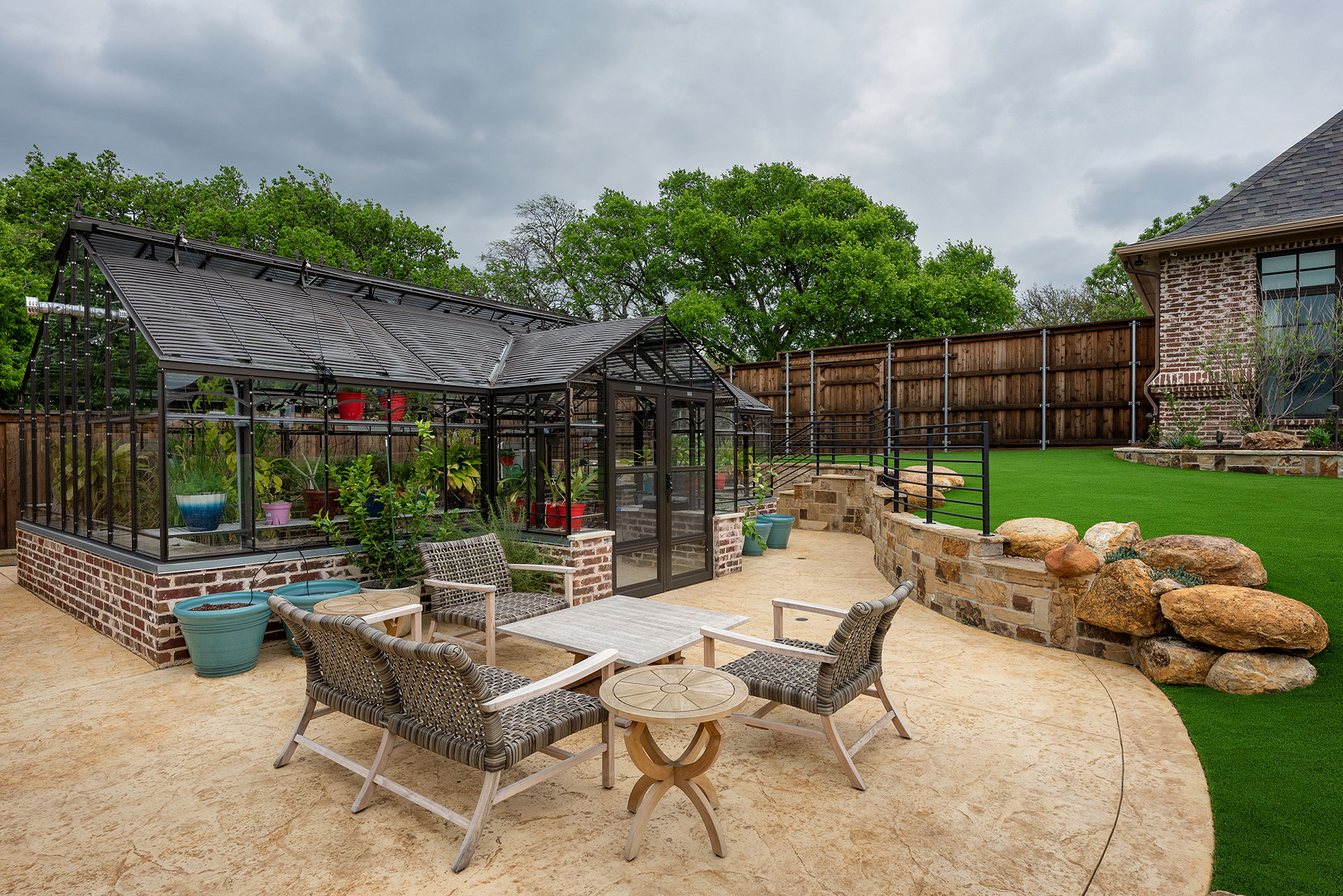 outdoor living contractor in dfw