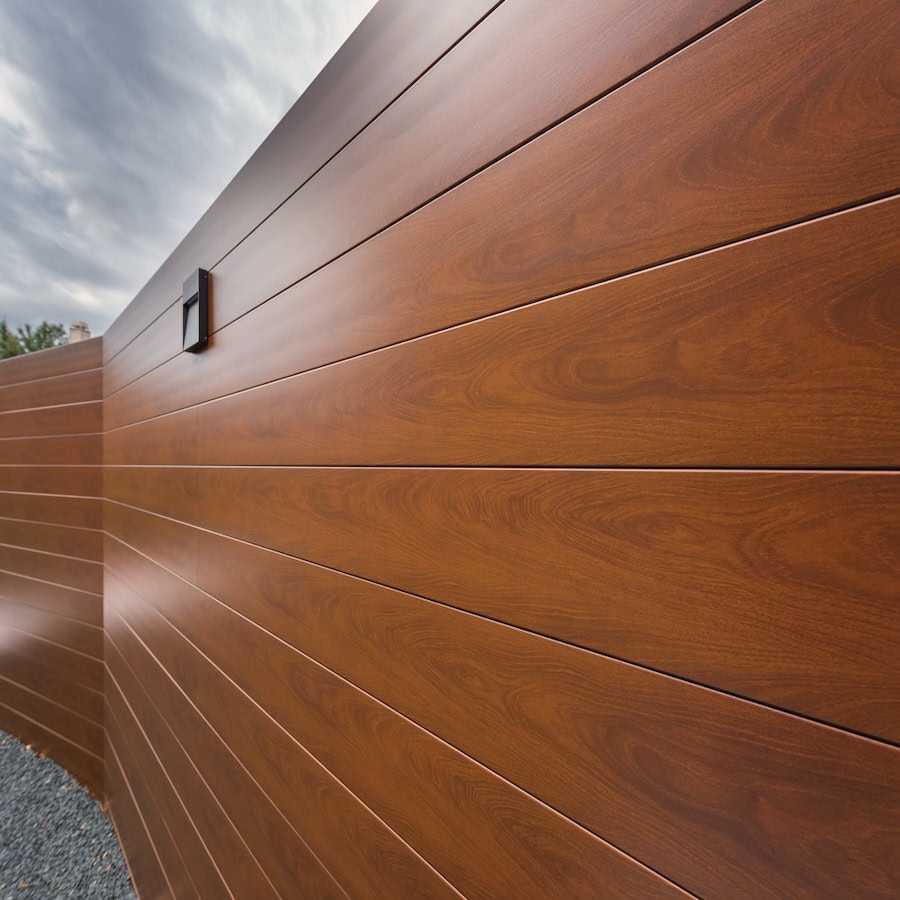 modern privacy fence in DFW built by Southwest Fence & Deck, Inc.